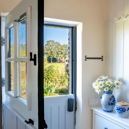 Charming Dutch Country With Private Garden Ferienhaus *