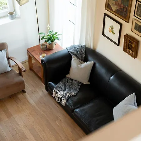 Charming Dutch Country With Private Garden بيت للعطل