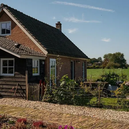 Charming Dutch Country With Private Garden Ferienhaus