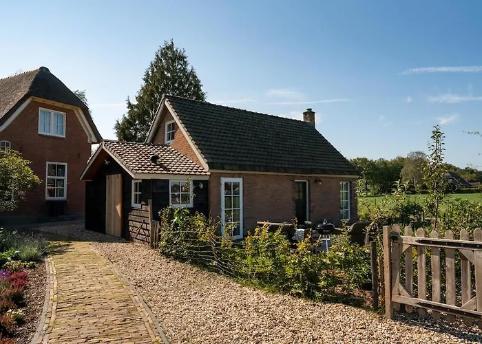 Dom wakacyjny Charming Dutch Country With Private Garden Baak