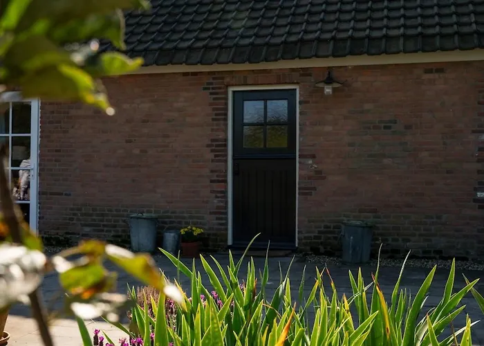Dom wakacyjny Charming Dutch Country With Private Garden Baak