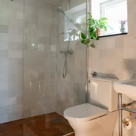 Charming Dutch Country With Private Garden *