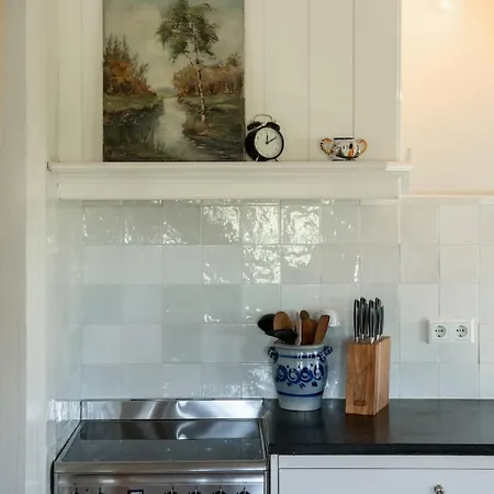 Charming Dutch Country With Private Garden *