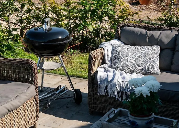 Charming Dutch Country With Private Garden * Baak